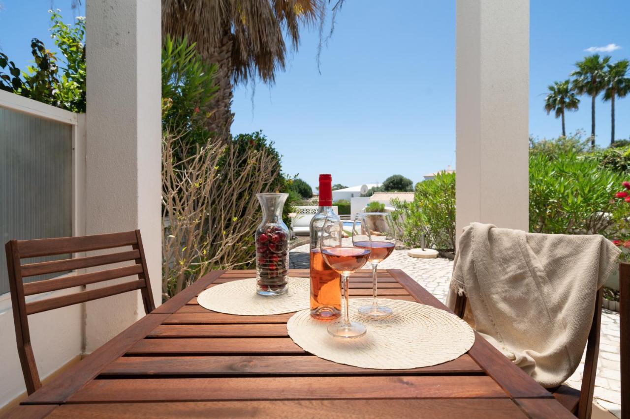 Beach Villa With Ocean View And Rooftop Cinema ギーア エクステリア 写真